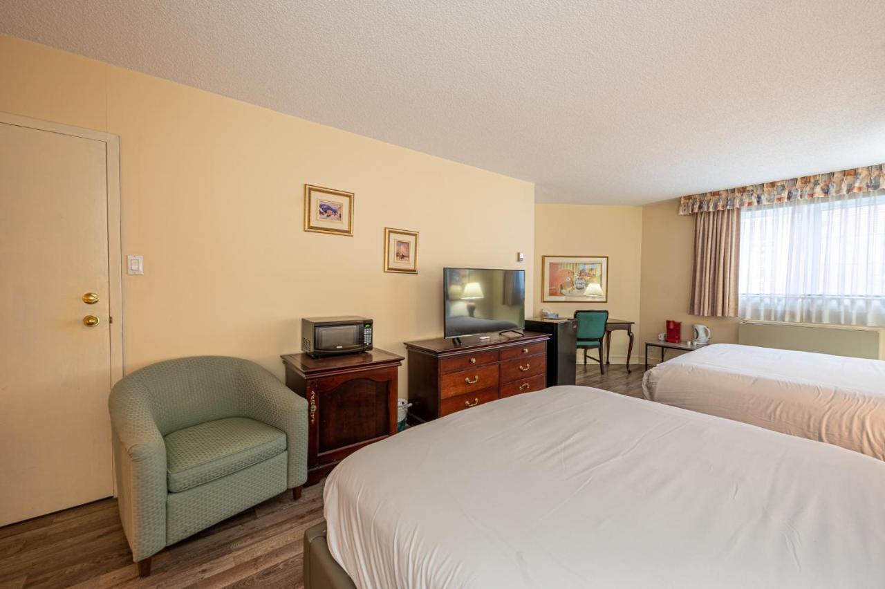 Le Domaine Chambre d'hôtel à Saint-Sauveur-des-Monts Esterno foto