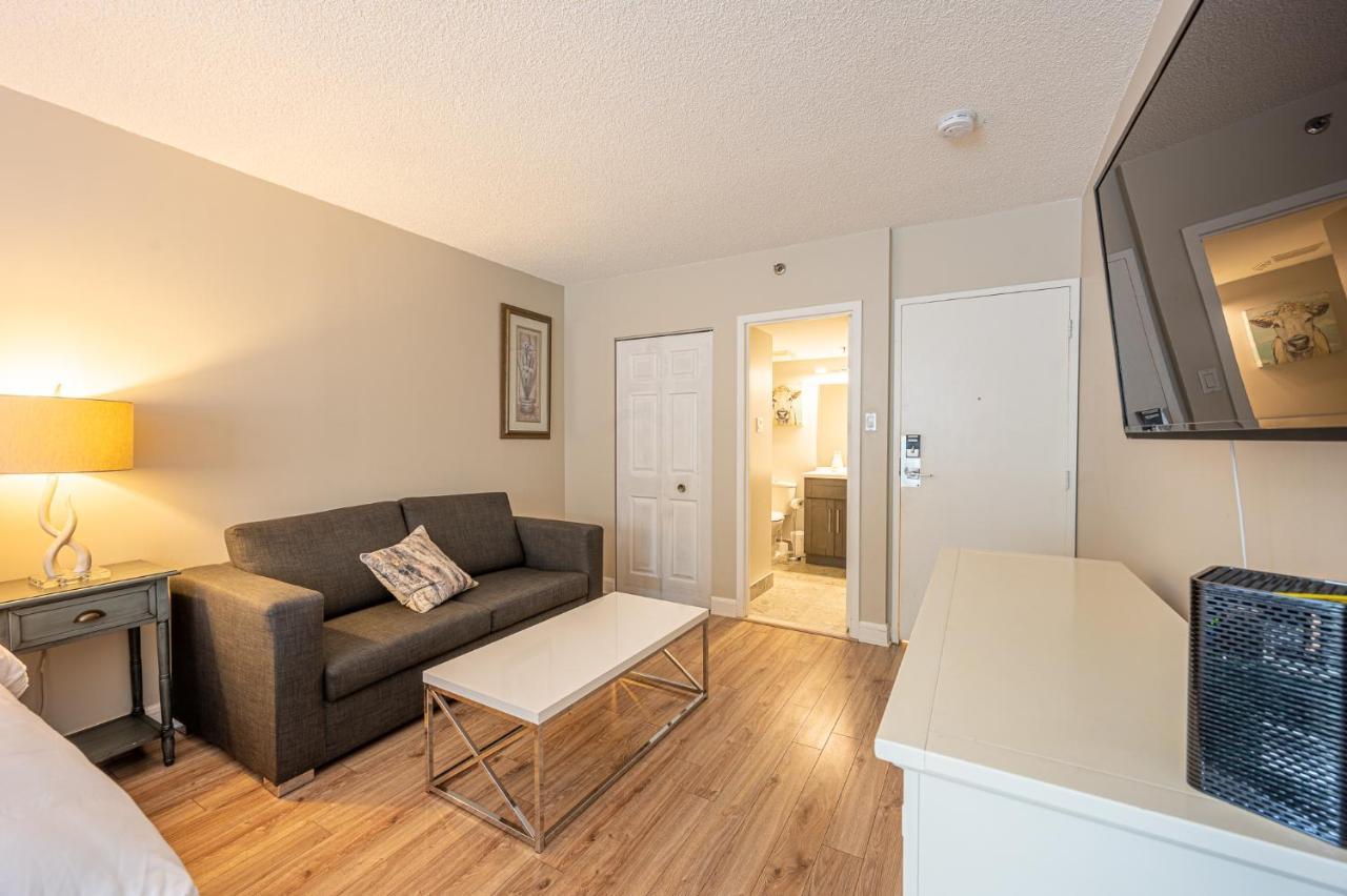 Le Domaine Chambre d'hôtel à Saint-Sauveur-des-Monts Esterno foto