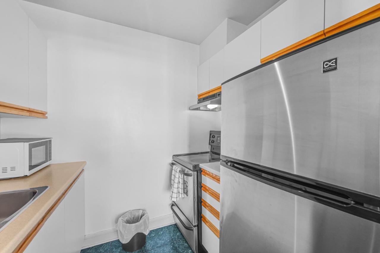 Le Domaine Chambre d'hôtel à Saint-Sauveur-des-Monts Esterno foto