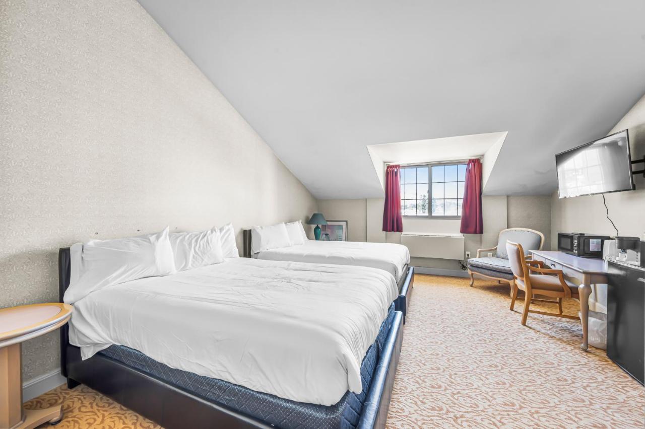 Le Domaine Chambre d'hôtel à Saint-Sauveur-des-Monts Esterno foto